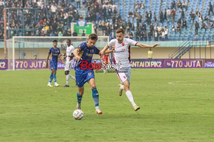 Heboh! Persib Bandung Resmi Lepas Tiga Pemain Asing, Termasuk Mateo Kocijan! Heboh! Persib Bandung Resmi Lepas Tiga Pemain Asing, Termasuk Mateo Kocijan!